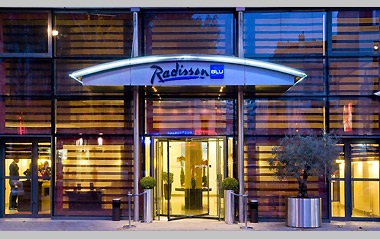 alt_parisdrivers_radisson3